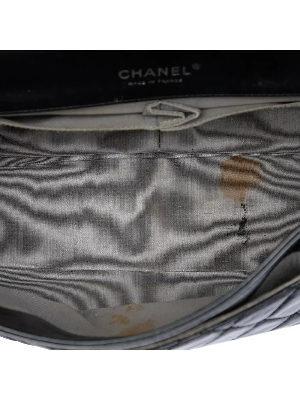 CHANEL elevate your